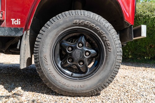 1995 Land Rover Defender 110 zum Verkauf (Bild 23 von 107)