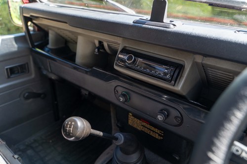 1995 Land Rover Defender 110 zum Verkauf (Bild 30 von 107)
