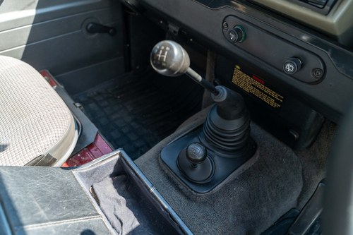 1995 Land Rover Defender 110 zum Verkauf (Bild 31 von 107)