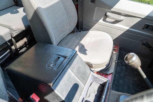 1995 Land Rover Defender 110 zum Verkauf (Bild 32 von 107)