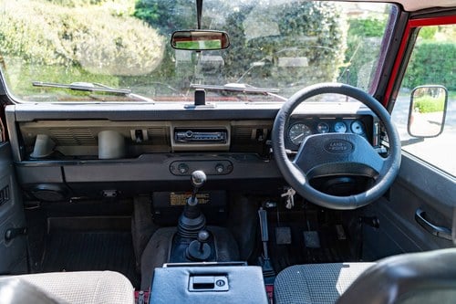 1995 Land Rover Defender 110 zum Verkauf (Bild 38 von 107)