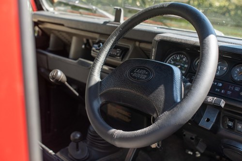 1995 Land Rover Defender 110 zum Verkauf (Bild 43 von 107)