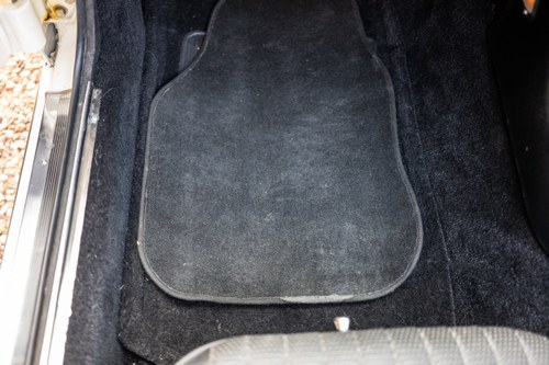 1974 Triumph Stag 3.0 Convertible till salu (bild 26 av 91)