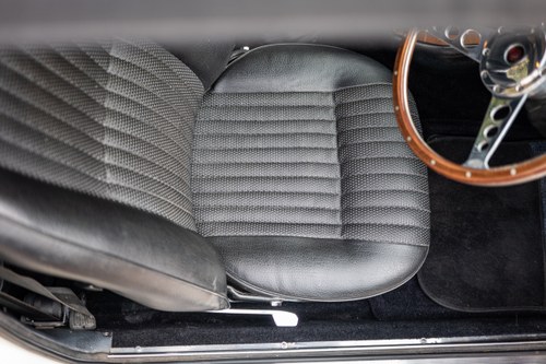 1974 Triumph Stag 3.0 Convertible till salu (bild 27 av 91)
