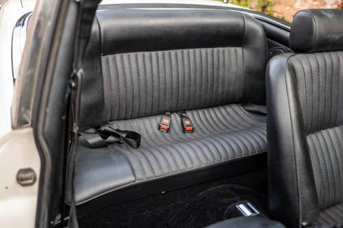 1974 Triumph Stag 3.0 Convertible till salu (bild 33 av 91)