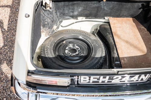 1974 Triumph Stag 3.0 Convertible till salu (bild 37 av 91)