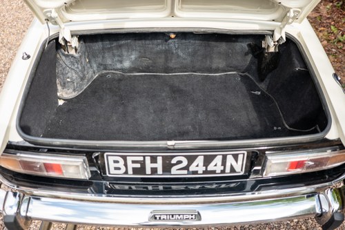 1974 Triumph Stag 3.0 Convertible till salu (bild 40 av 91)