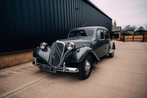 1955 Citroën Traction Avant Big 15 For Sale (picture 1 of 156)