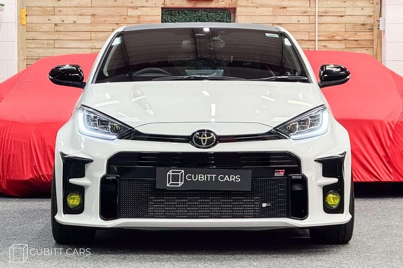 2022 Toyota Yaris - 2 2022 Toyota Yaris - 2