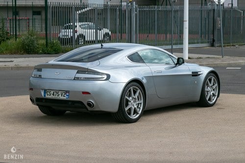 2007 Aston Martin V8 Vantage till salu (bild 11 av 137)