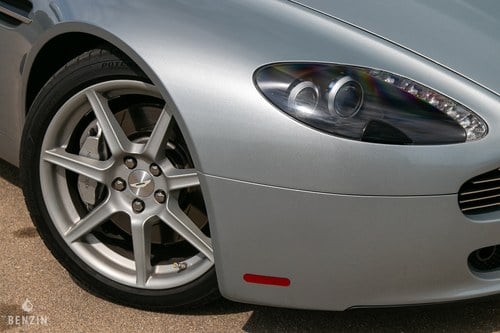 2007 Aston Martin V8 Vantage till salu (bild 67 av 137)