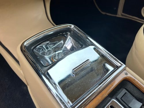 1970 Bentley T1 Mulliner Pard Ward Two Door Saloon à vendre (picture 24 of 165)