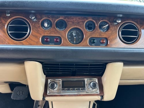 1970 Bentley T1 Mulliner Pard Ward Two Door Saloon à vendre (picture 26 of 165)