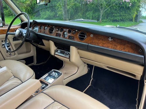 1970 Bentley T1 Mulliner Pard Ward Two Door Saloon à vendre (picture 31 of 165)