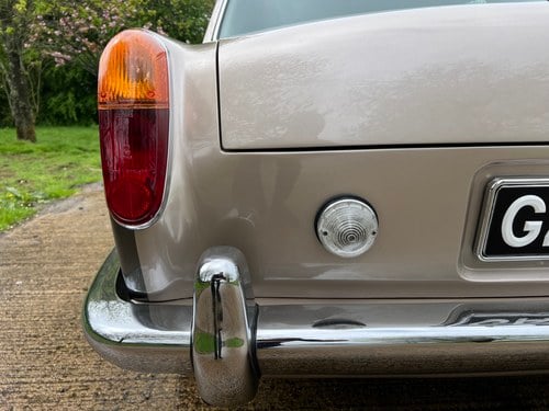 1970 Bentley T1 Mulliner Pard Ward Two Door Saloon à vendre (picture 40 of 165)