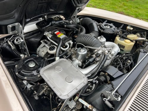 1970 Bentley T1 Mulliner Pard Ward Two Door Saloon à vendre (picture 47 of 165)