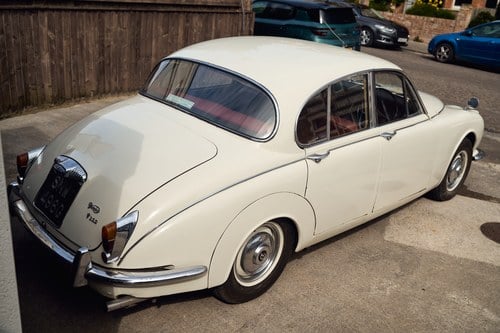 1969 Daimler 250 V8 till salu (bild 34 av 168)