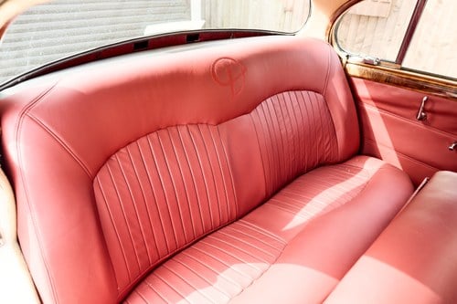 1969 Daimler 250 V8 till salu (bild 66 av 168)