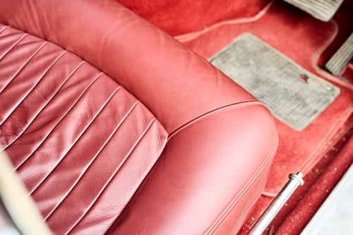 1969 Daimler 250 V8 till salu (bild 76 av 168)
