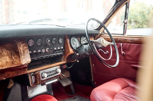 1969 Daimler 250 V8 till salu (bild 88 av 168)
