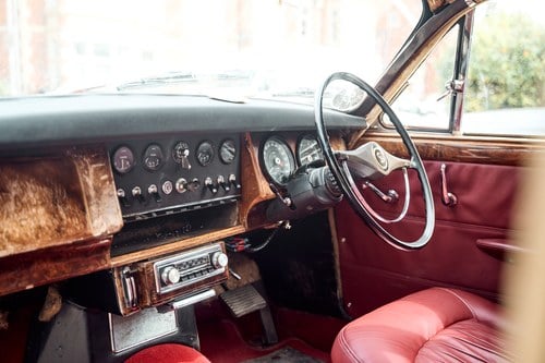 1969 Daimler 250 V8 till salu (bild 89 av 168)