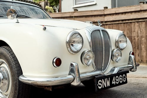 1969 Daimler 250 V8 till salu (bild 105 av 168)