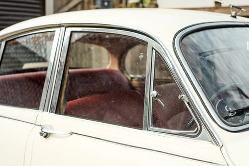 1969 Daimler 250 V8 till salu (bild 107 av 168)