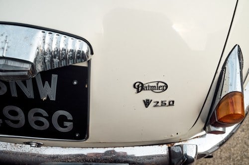 1969 Daimler 250 V8 till salu (bild 115 av 168)
