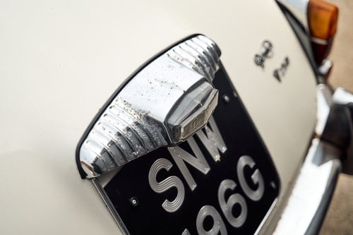 1969 Daimler 250 V8 till salu (bild 128 av 168)