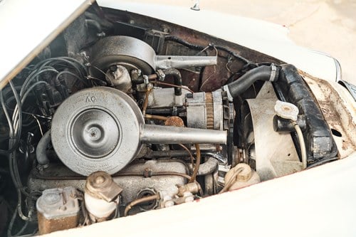 1969 Daimler 250 V8 till salu (bild 143 av 168)