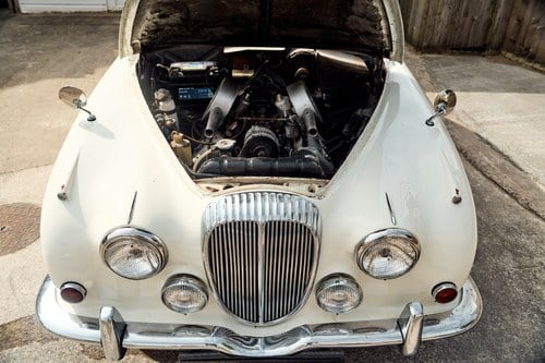 1969 Daimler 250 V8 till salu (bild 153 av 168)