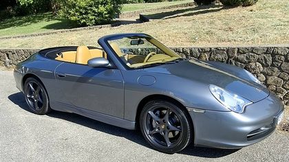 Porsche 911 Carrera 4