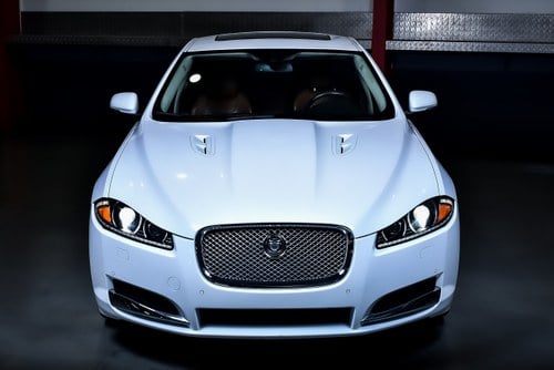 2012 Jaguar XF Saloon 5,0L Supercharged V8 For Sale (picture 3 of 91)