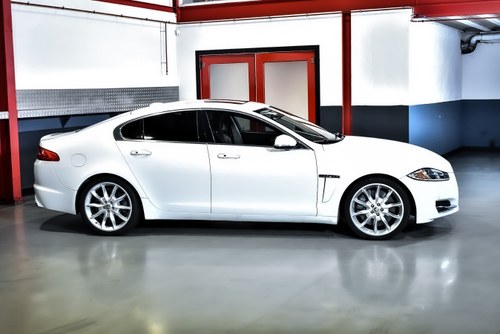 2012 Jaguar XF Saloon 5,0L Supercharged V8 For Sale (picture 15 of 91)