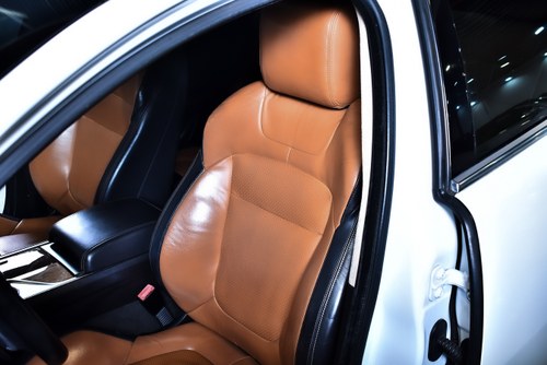 2012 Jaguar XF Saloon 5,0L Supercharged V8 For Sale (picture 32 of 91)