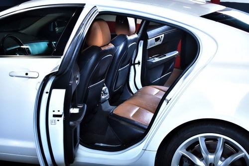 2012 Jaguar XF Saloon 5,0L Supercharged V8 For Sale (picture 46 of 91)