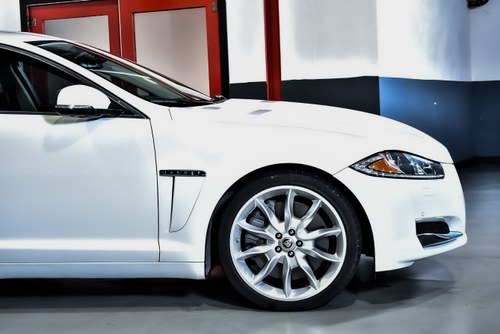 2012 Jaguar XF Saloon 5,0L Supercharged V8 For Sale (picture 60 of 91)