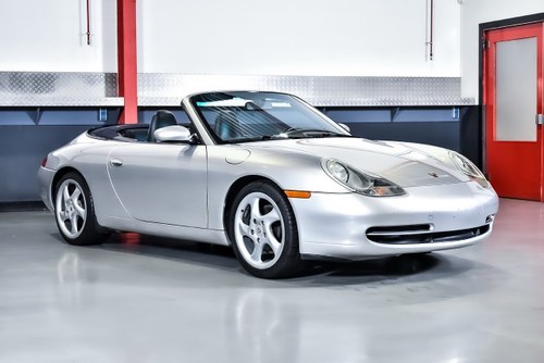 2000 Porsche 996 (911) Carrera Convertible 3,4L Te koop (foto 1 van 83)