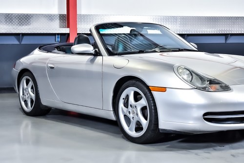 2000 Porsche 996 (911) Carrera Convertible 3,4L Te koop (foto 51 van 83)