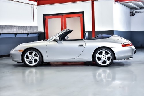 2000 Porsche 996 (911) Carrera Convertible 3,4L Te koop (foto 21 van 83)