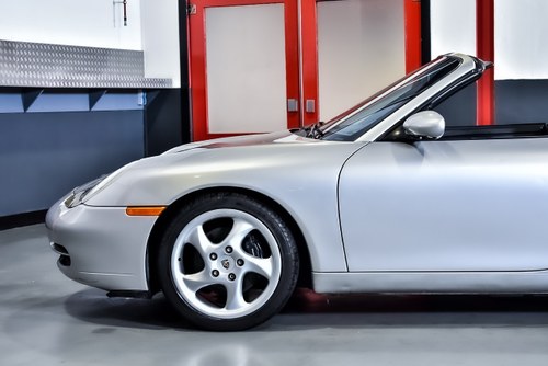2000 Porsche 996 (911) Carrera Convertible 3,4L Te koop (foto 56 van 83)