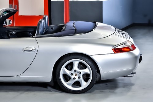 2000 Porsche 996 (911) Carrera Convertible 3,4L Te koop (foto 58 van 83)