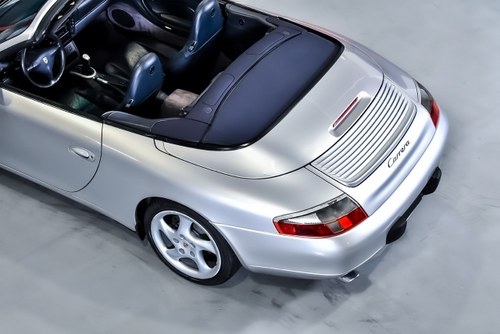 2000 Porsche 996 (911) Carrera Convertible 3,4L Te koop (foto 73 van 83)