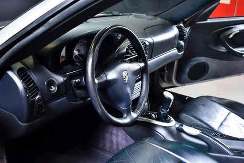 2000 Porsche 996 (911) Carrera Convertible 3,4L Te koop (foto 31 van 83)