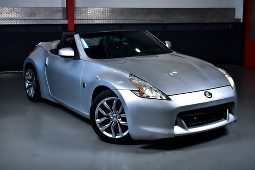 2010 Nissan 370Z Convertible 3,7L V6 (Sport PKG) till salu (bild 9 av 109)