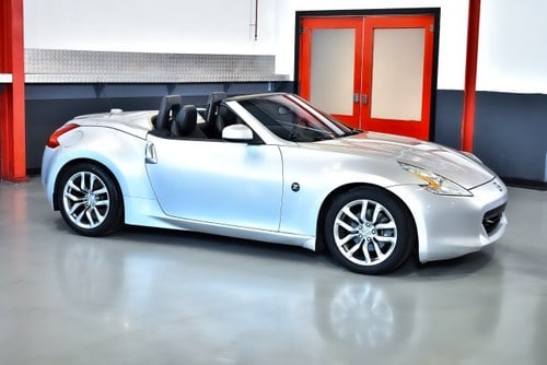 2010 Nissan 370Z Convertible 3,7L V6 (Sport PKG) till salu (bild 11 av 109)