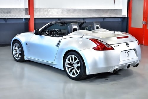 2010 Nissan 370Z Convertible 3,7L V6 (Sport PKG) till salu (bild 22 av 109)