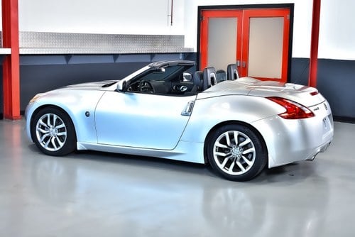 2010 Nissan 370Z Convertible 3,7L V6 (Sport PKG) till salu (bild 24 av 109)