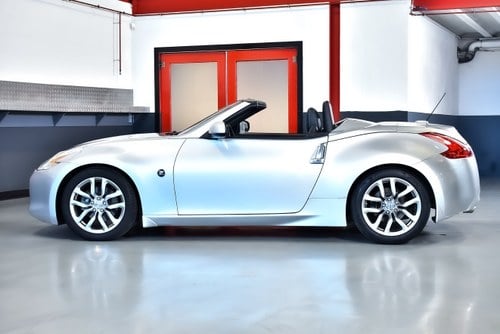 2010 Nissan 370Z Convertible 3,7L V6 (Sport PKG) till salu (bild 27 av 109)