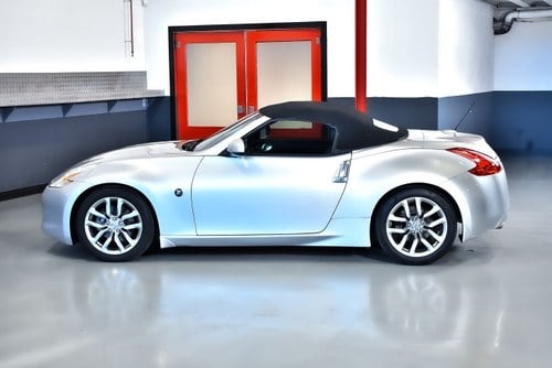 2010 Nissan 370Z Convertible 3,7L V6 (Sport PKG) till salu (bild 33 av 109)